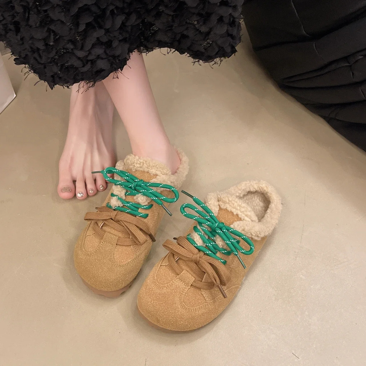 Autumn Winter Women Shoes Casual Flat Shoes Women Moccasins Soft Loafers Fashion Comfort Warm Plush Slip on Female Cotton Shoes 241031