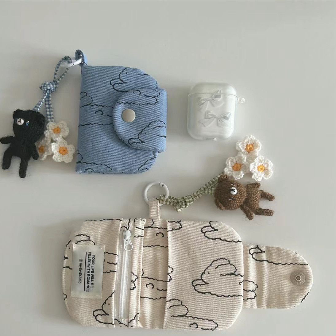 New designer Korean Instagram niche zero wallet cute rabbit multi-layer card flower canvas miscellaneous bag pendant