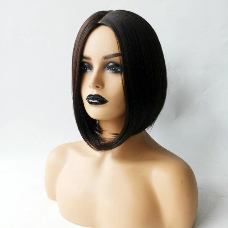 Fashion ladies short bob haircut face-shaping medium-length straight hair side-parted bangs hair