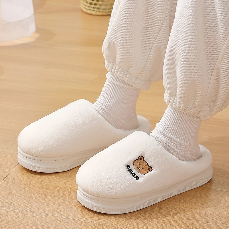 Couple winter family slider womens shoes cute cartoon bear fur leather shoes mens warm plush slider 241031