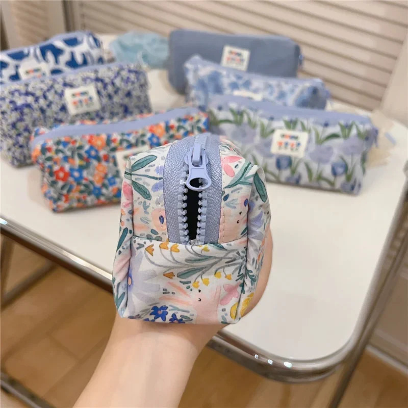 Home>Products>Fashion>Blue>Flower Makeup Bag>Makeup Brush Organizer>Makeup Storage Bag 241031