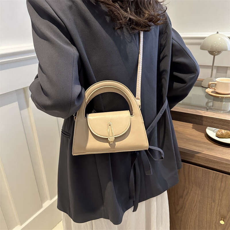 2024 Summer New Half-Round Solid Color Commuter Lock Bag For Women: Trendy & Stylish Casual Crossbody Option