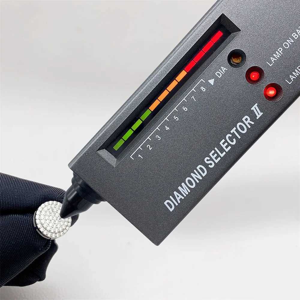 Shiny Full Moissanite Dia Rock Unisex Earring Sterg Sier Simple Trendy Jewelry Gifts Pass Tester