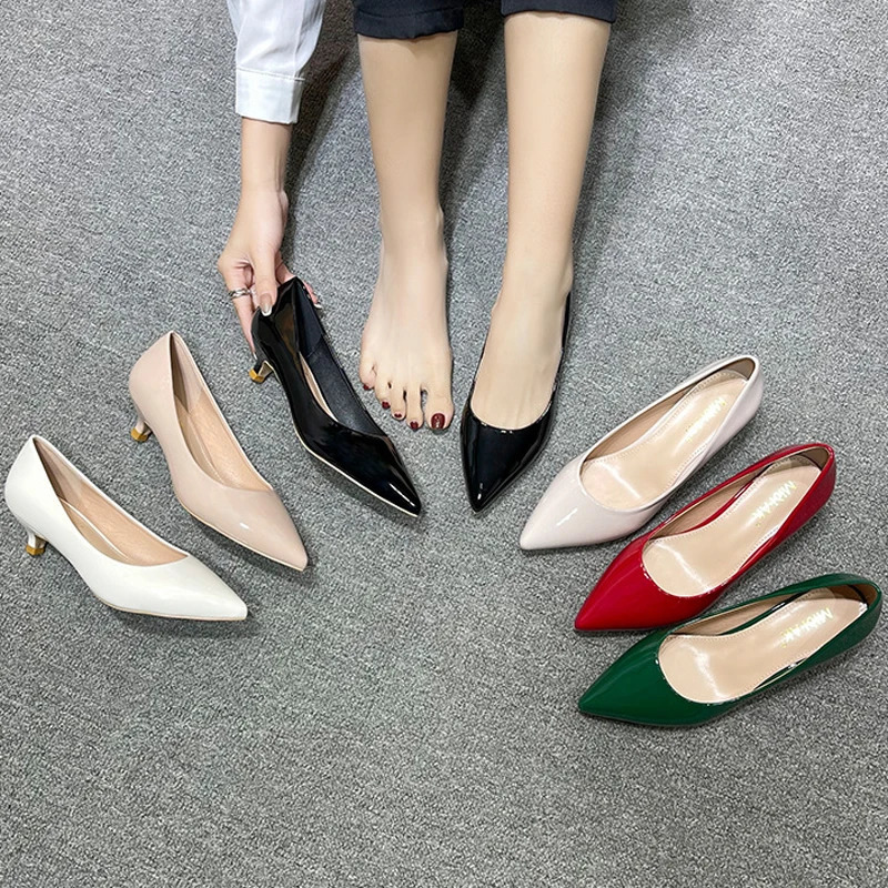 Women Small Kitten High Heels Brief Shiny Leather Pumps Low Heel Ladies Work Office Shoes OL Elegant Brides Wedding Tacone 241030