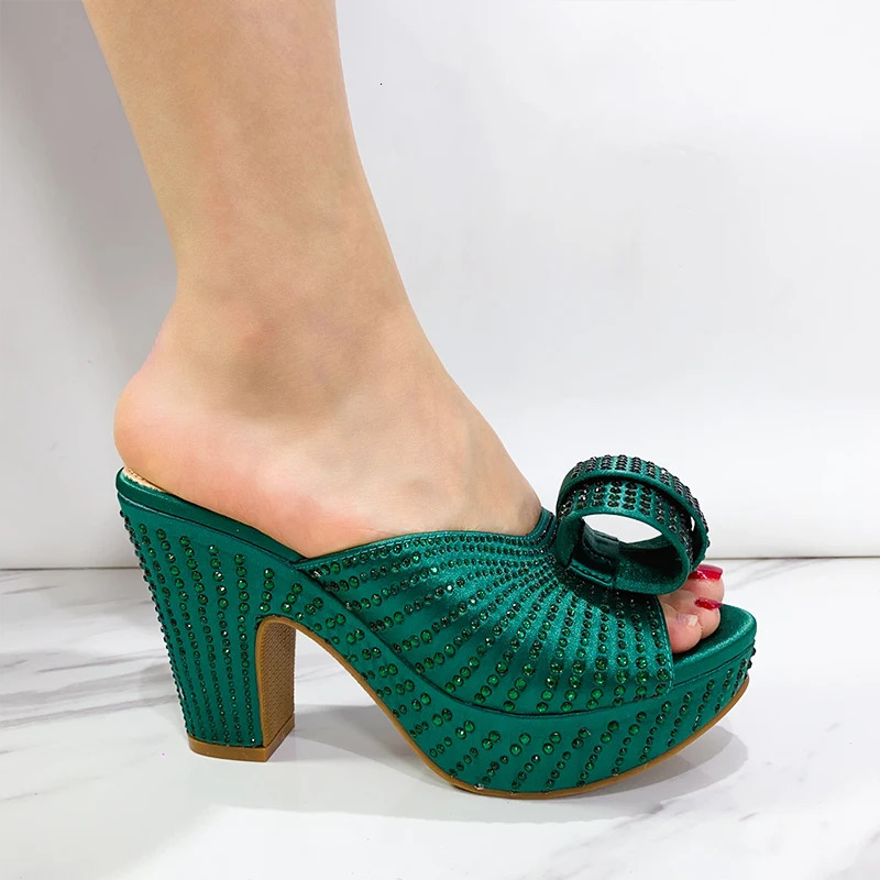 2024 Nigerian Green Color Womens Party High Heel Shoes Full Diamond Fashion Summer Sandals Wedding Ladies Shoes 241031
