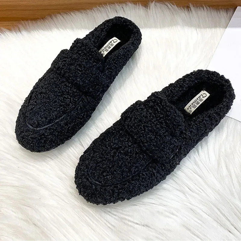 Women Fluffy Slippers Winter Warm Plush Mules One Fur Slippers Cozy Cotton Shoes Cashmere Femme Curly Sheep Flats Half Shoes 241031