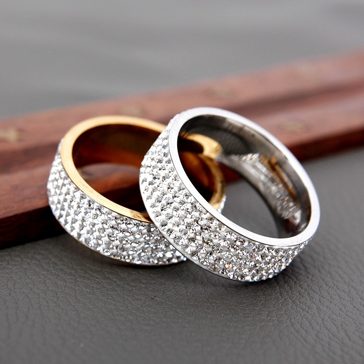 ExquisiteTitanium Steel CZ Crystal Band Ring for Men Women Stainless Steel Designer Diamond Rings Lovers Couple Ring Jewelry Gift Wholesale Price