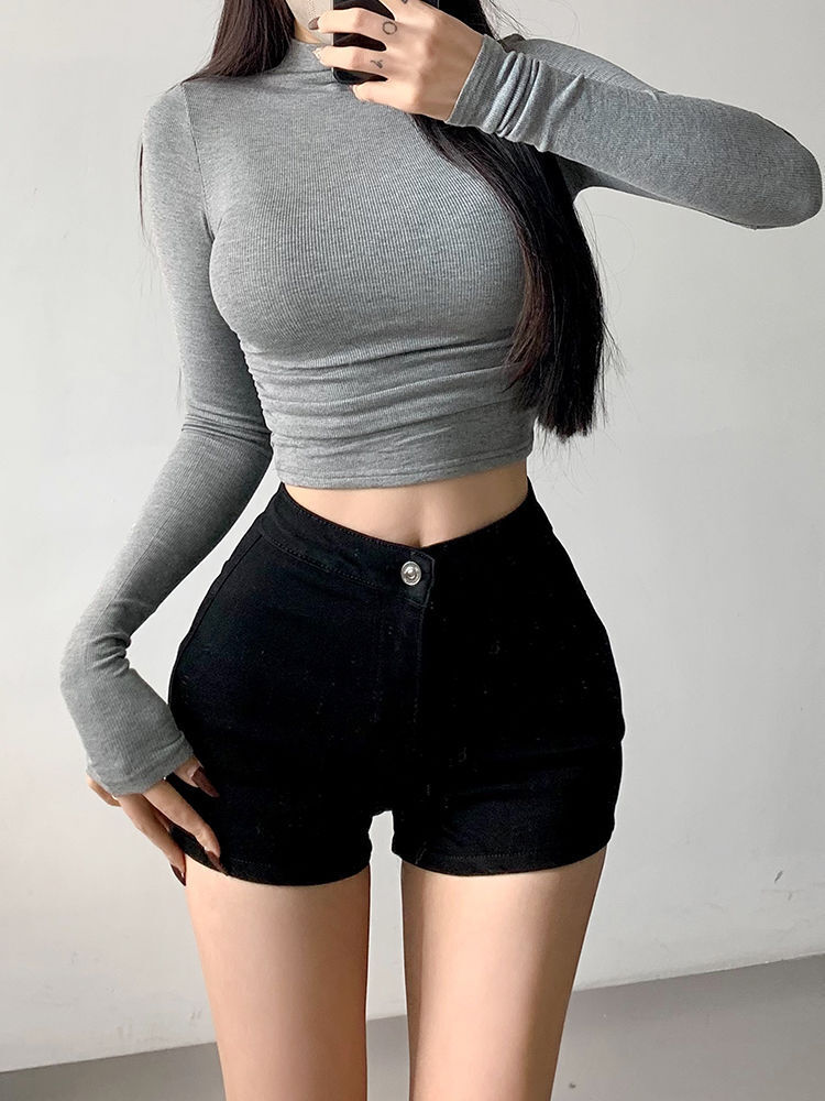 Designer style spicy girl small high neck slim fit bottom shirt with pleated design on both sides for women, solid color niche long sleeved T-shirt