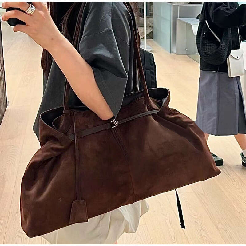 Shoulder Bags For Women Large Capacity Tote Vintage Commute 2024 Korean Fashion Big Armpit Female Crossbody Bag Handbags