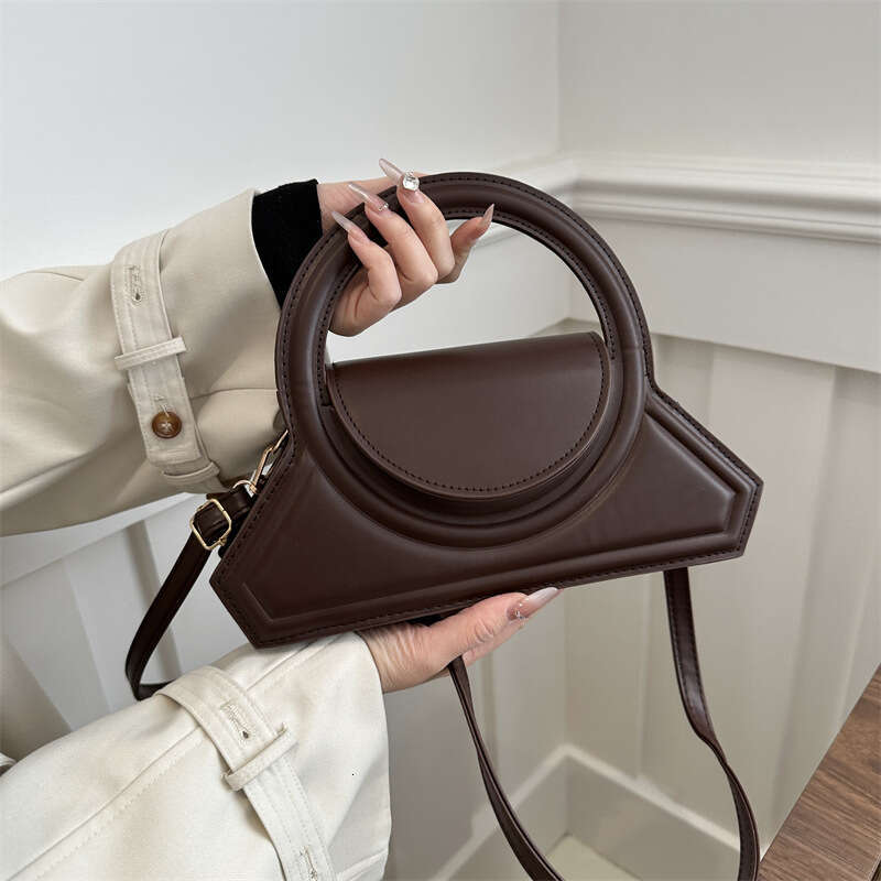 2025 Spring Personalized Handbags Unique Design Solid Color Shoulder Ins Messenger Bags Small Square Bag for Women