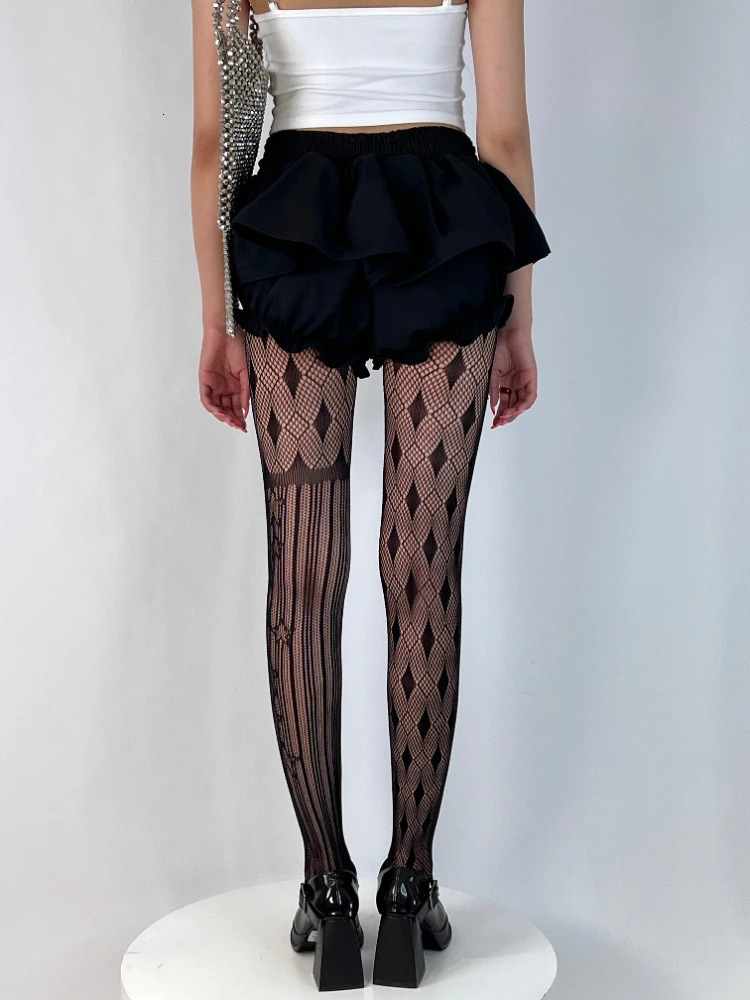 Stockings Womens Nylon Black Irregular Diamond Hollow Lace Mesh Versatile Retro Sexy Black Silk Personality Fashion Leg Shaping 241031