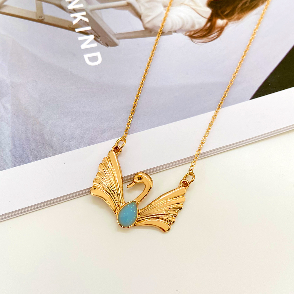 Elegant Swans Necklace from Barbie Princess Collection for Ladies