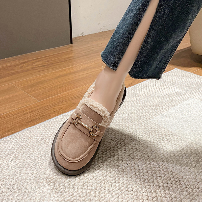2024 New Free Shipping Designer Slippers Suitable for Women Flat Slippers Thick Bottom Hairy Shoes with Velvet Warmth Baotou