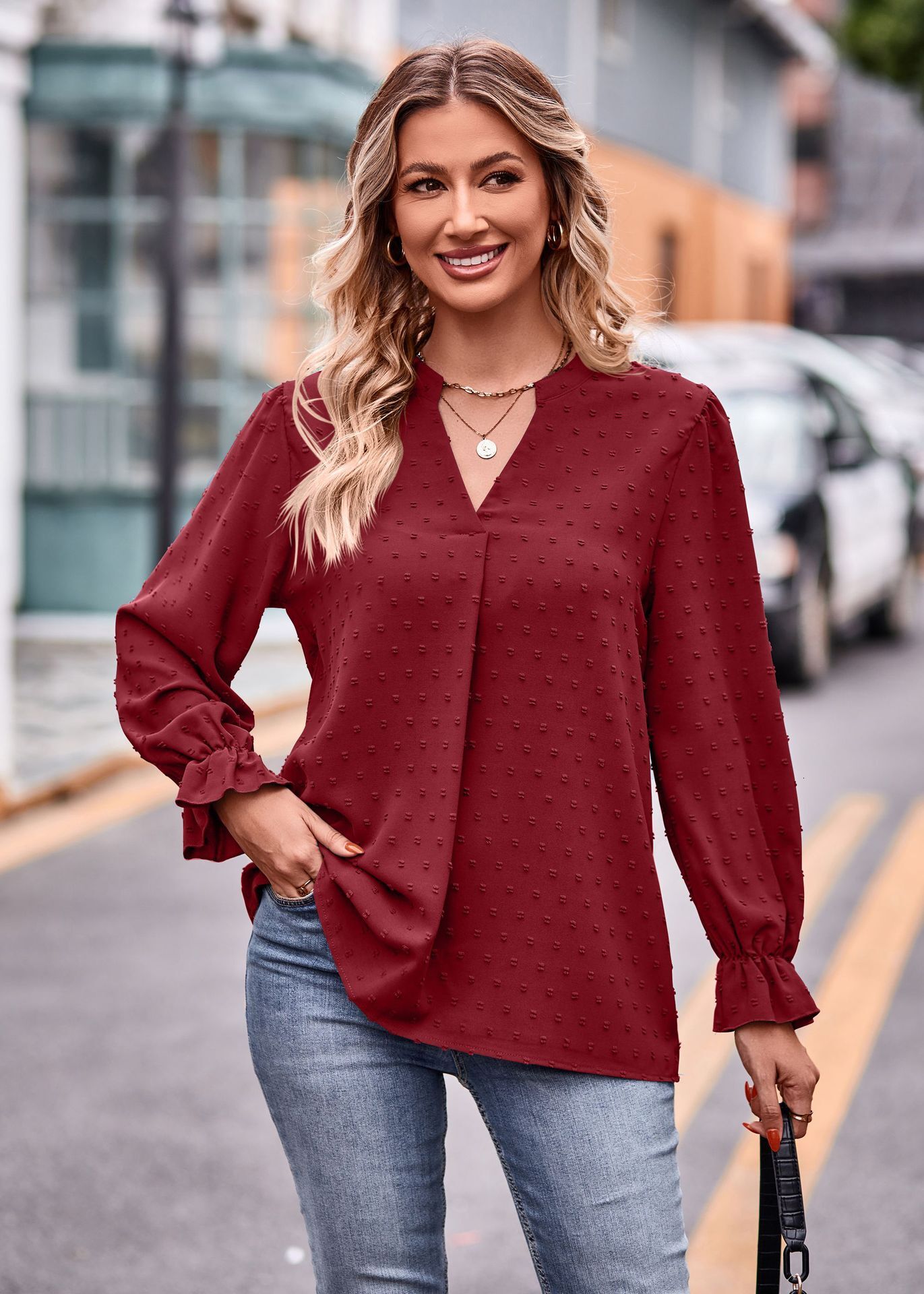 Designer's Autumn New Women's Jacquard T-shirt V-neck Loose Long Umbrella Sleeve Top