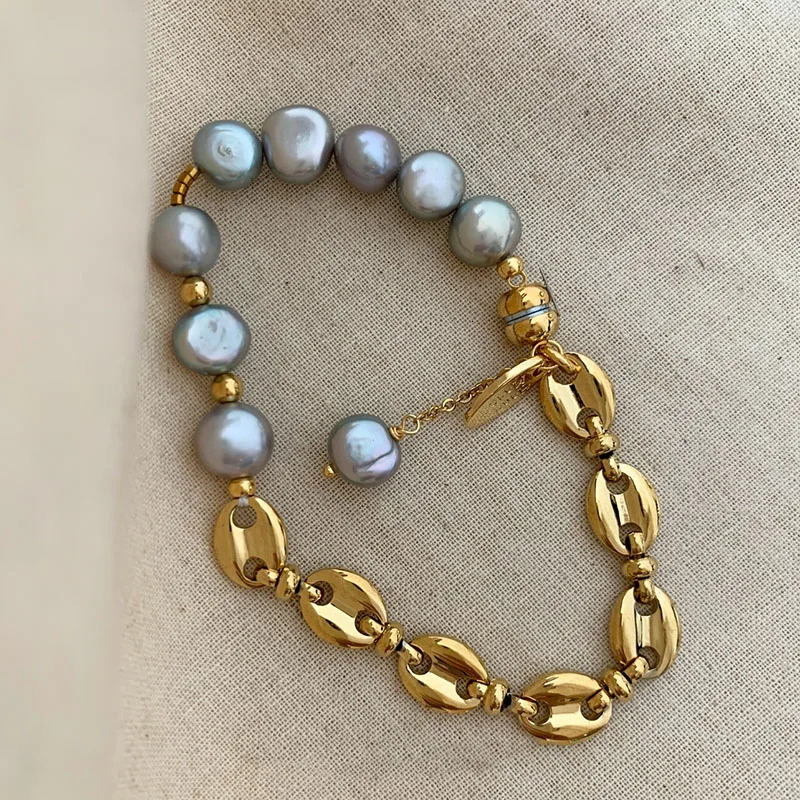 Grey pearl coffee bean chain bracelet womens magnetic buckle bracelet the smallest elegant summer jewelry 241031