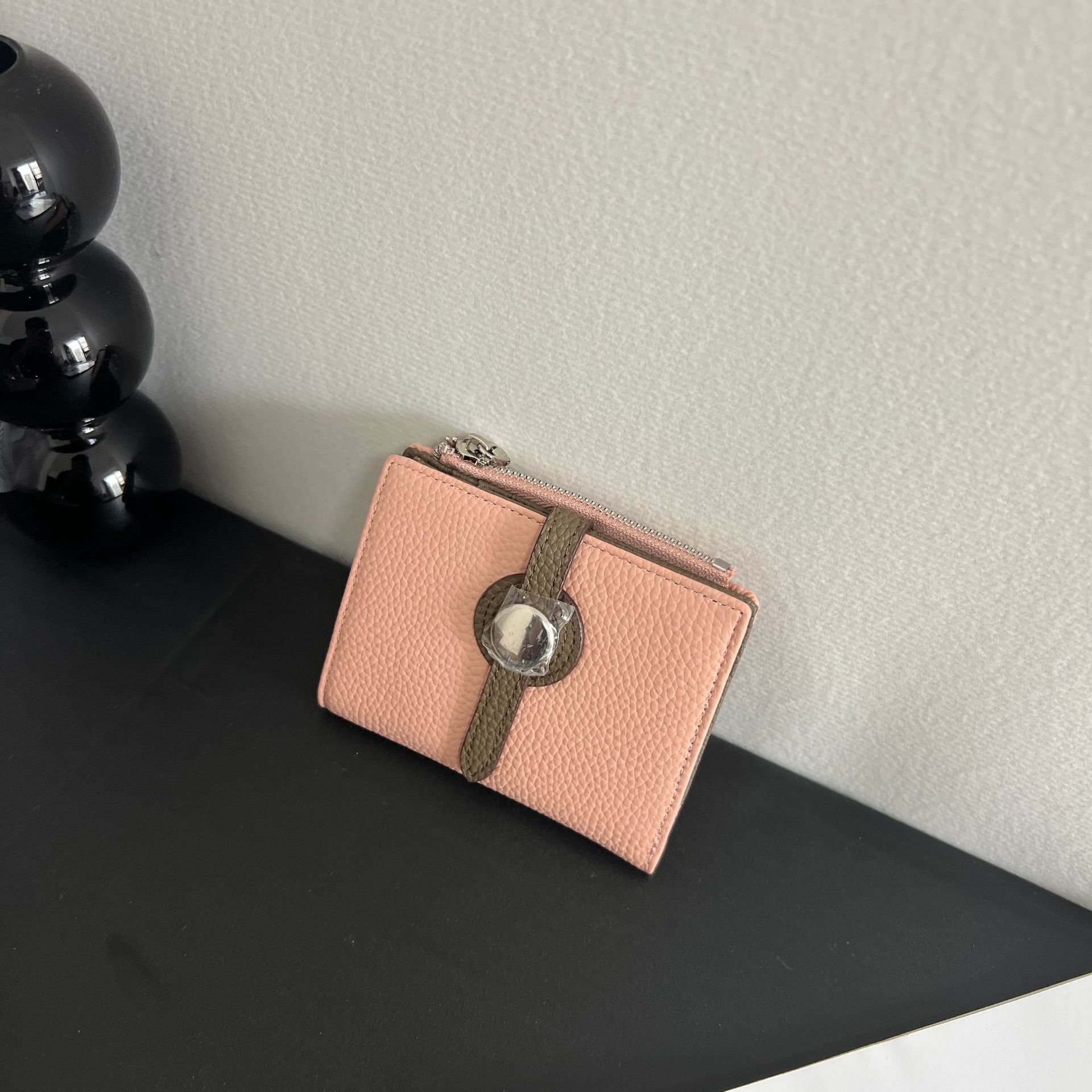 First layer cowhide double fold short wallet with women's drawstring design, contrasting and color blocking zipper wallet, folded coin purse