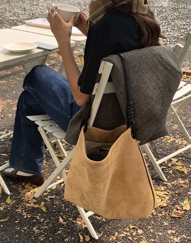 Korean Version Instagram Autumn/Winter Retro Suede Single Shoulder Bucket Large Capacity Portable Tote Women's Bag