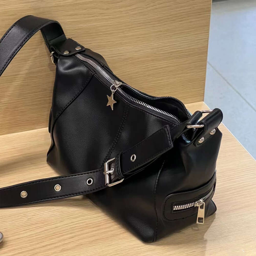 Y2K Korean Gothic Star Girl Black Handbag Haruku Aesthetic Vintage Shoulder Crossbody Bag Trendy Women Messenger Tote Bags