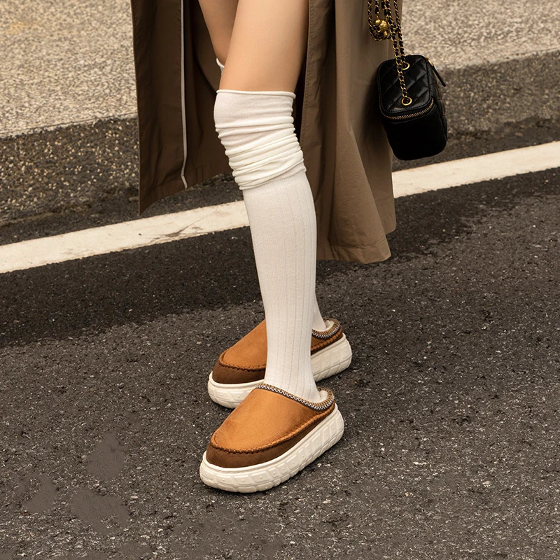 Womens winter snow shoes cashmere warm thick sole without heels semi cut cotton shoes cashmere warm boots 241031