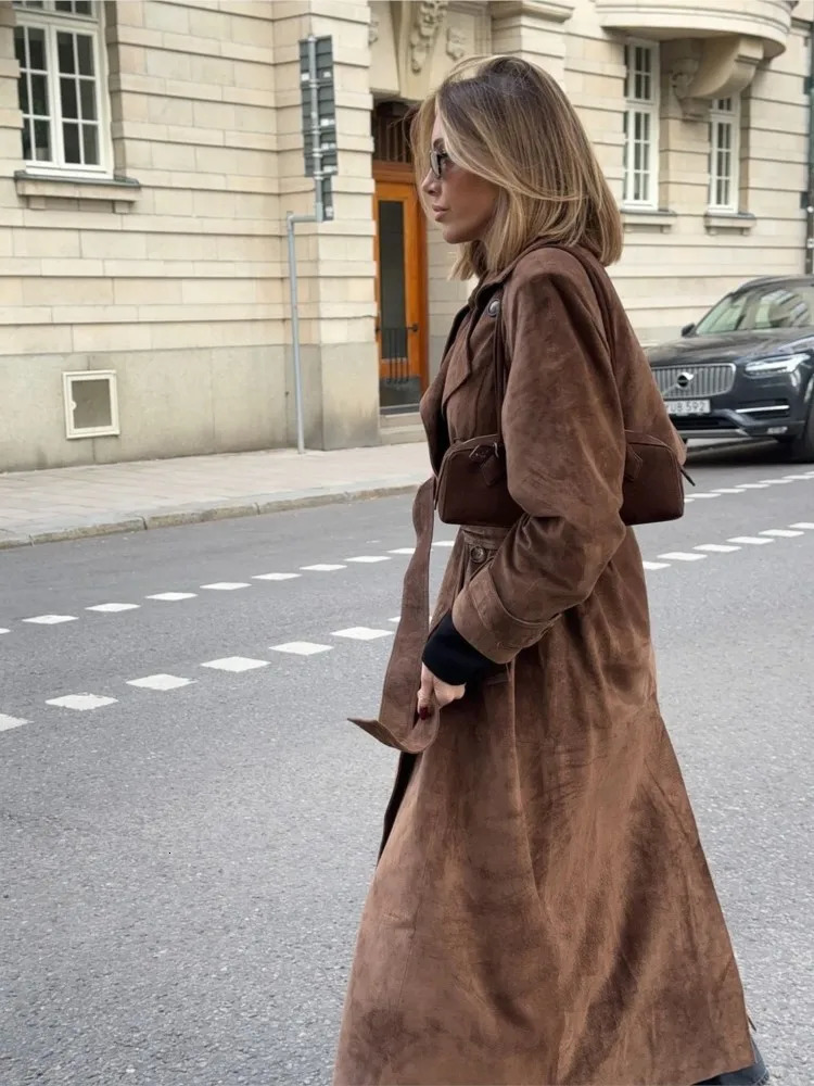 Belt Suede Long Trench Coat Women Loose Casual Velvet Maillard Windbreaker Outwear Autumn Double Breasted Commute Overcoat 241031