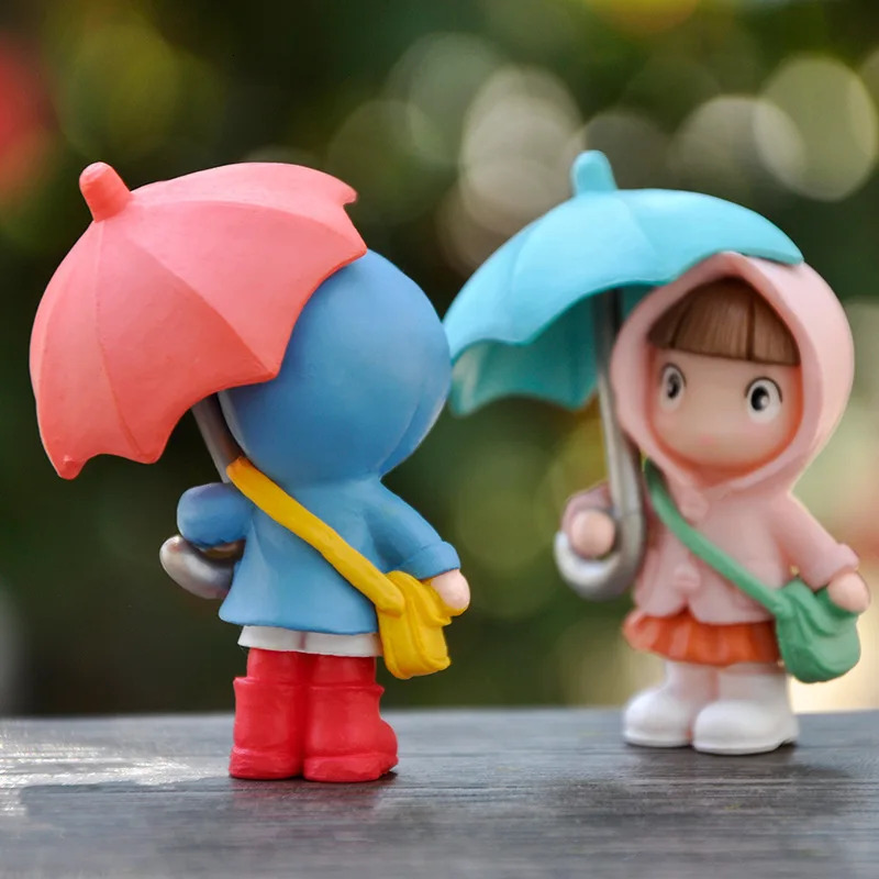 New 1Pcs Cute Umbrella Couple Interior Decoration Action Figures Auto Rearview Mirror Dashboard Ornaments For Car Accessories