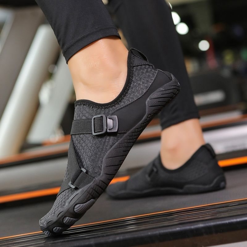 Designer shoes Hard pull yoga, men's women's river tracing deep squat indoor fitness shoes, anti slip soft soles, running, jumping, and rope