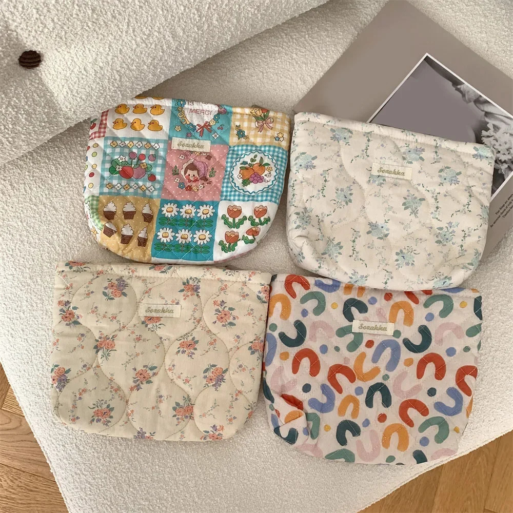 South Korean Womens Zipper Large Toilet Bag Flower Box Cosmetics Bag Cotton Fashion Fabric Womens Travel Makeup Bag 241031