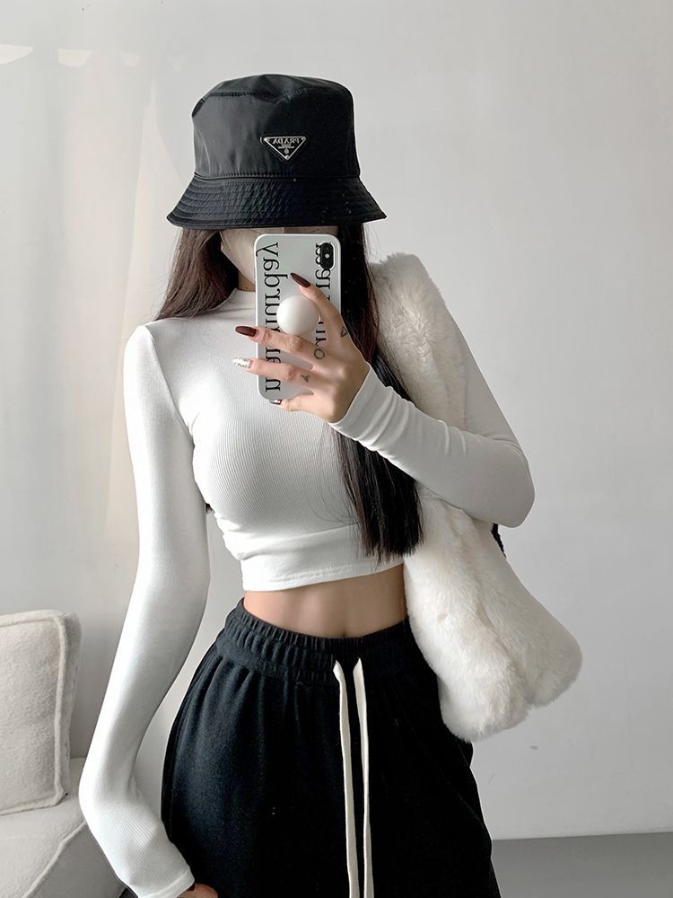 Designer style spicy girl small high neck slim fit bottom shirt with pleated design on both sides for women, solid color niche long sleeved T-shirt