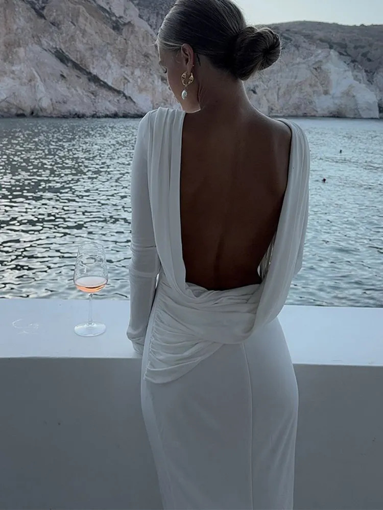 Chic Backless White Long Sleeved Slim Fit Dress For Women Pleated Elegant Round Neck Long Dresses 2024 Female Evening Gowns 241030