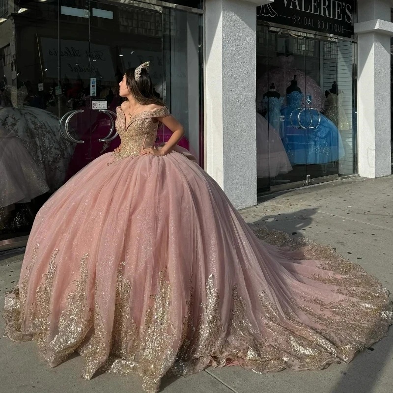Luxury Pink Shiny Quinceanera Dresses Gold Sequin Lace Appliqued Crystal Tull Off the Shoulder Ball Gown Sweet 16 Vestidos 15 De Anos