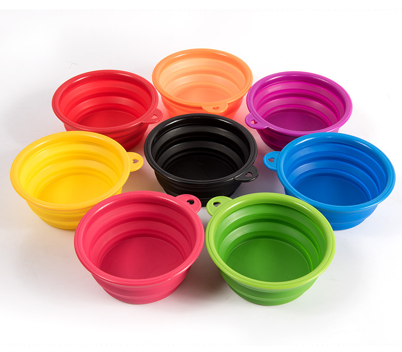 Pet Dog Bowls Folding Portable Dog Food Container Silicone 350ML Pet Bowl Puppy Collapsible Bowls Pet Feeding Bowls with Climbing Buckle