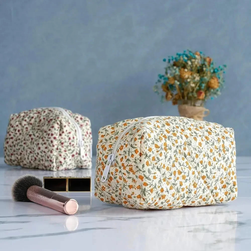 Floral womens makeup bag large capacity travel storage bag simple womens clutch handbag canvas womens makeup bag 241031
