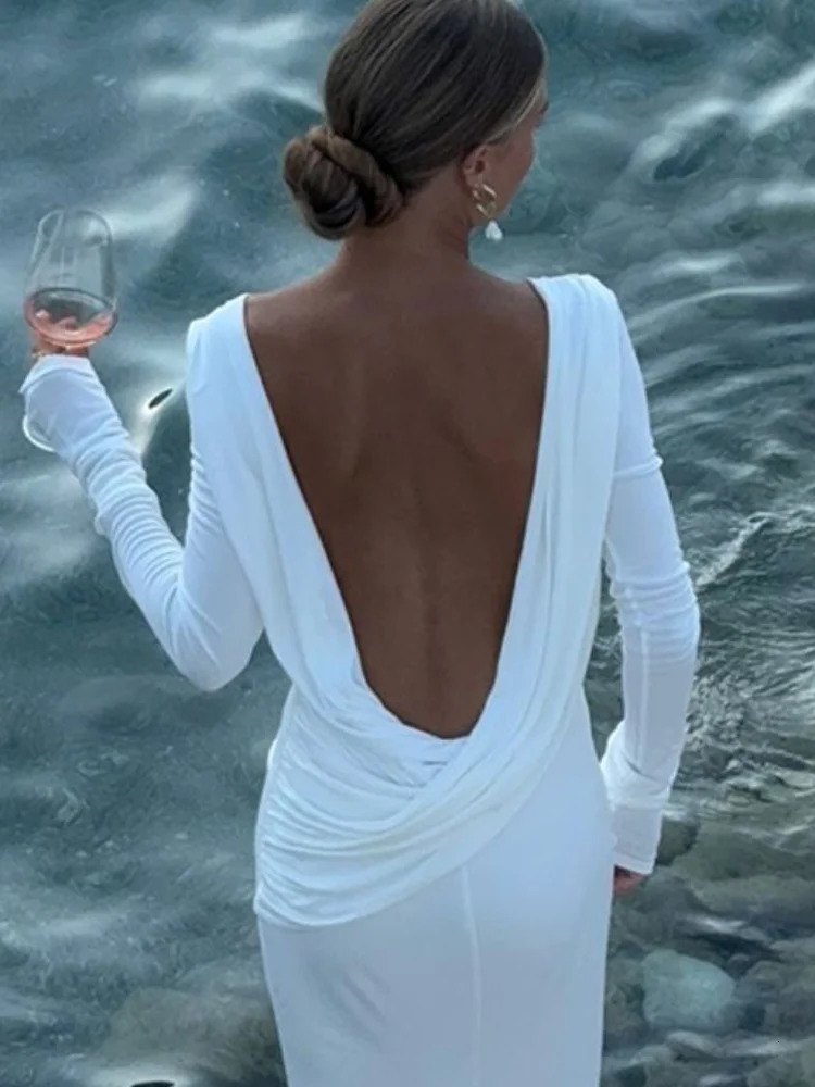 Chic Backless White Long Sleeved Slim Fit Dress For Women Pleated Elegant Round Neck Long Dresses 2024 Female Evening Gowns 241030