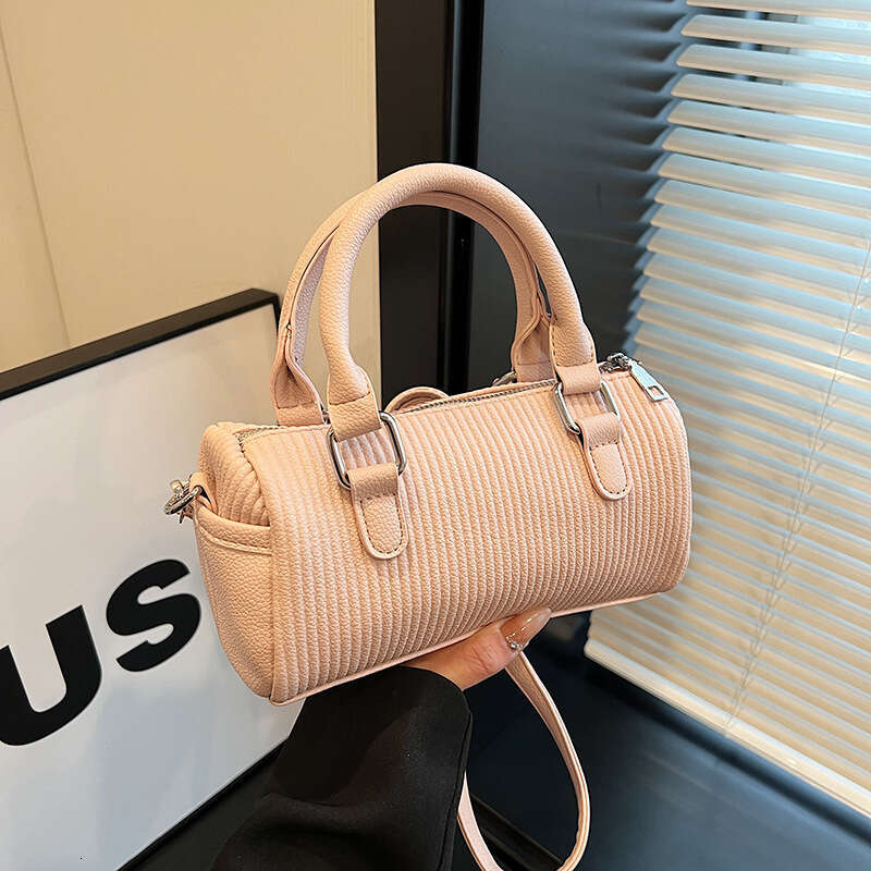 2024 New Exotic Texture Joker Shoulder Portable Pillow Bag In Spring And Summer
