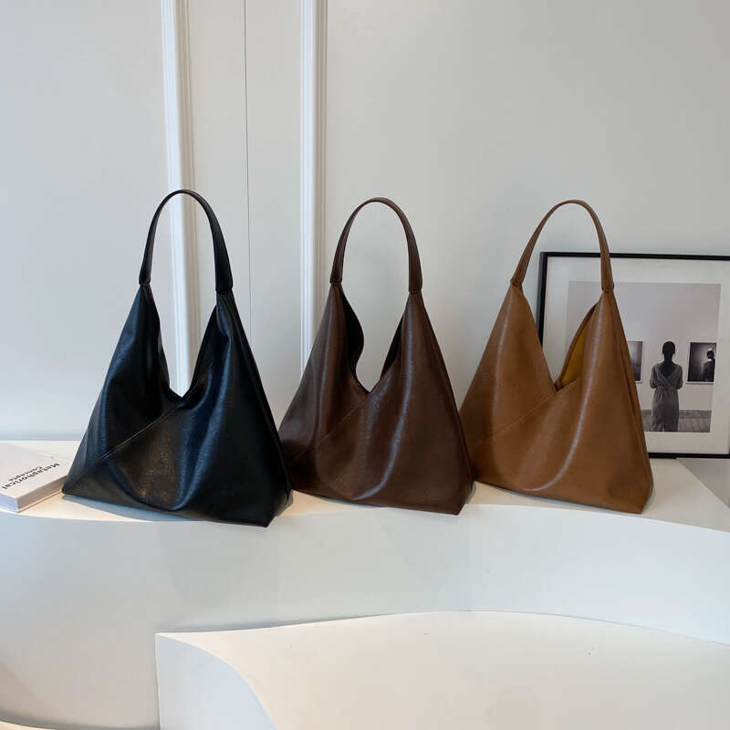 Fashion Design Leather Shoulder for Women 2025 Tend Female Simple Big Underarm Hobo Bag Handbags and Purses