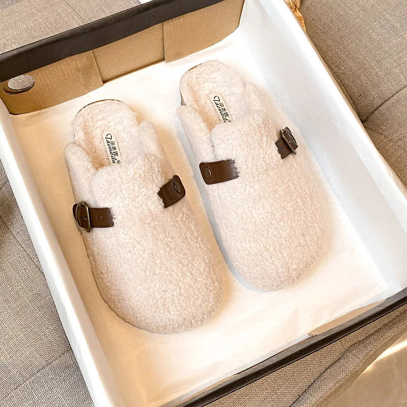 High quality sheepskin slider womens round toe buckle belt buckle pantuflas womens cork winter slider womens fur slider 241031