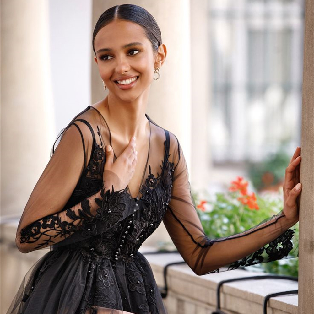 Black Embroid A-line Bridal Robe for Wedding See Through Front Button Women Bathrobes V Neck Long Sleeve Wedding Party Sleepwear without Underwear