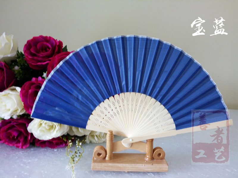 Wedding Fan New Elegant Ivory White Wedding Party Sweet Llight Yellow Silk Hand Hot Candy Color Fashion Mesh Party Bamboo Hand Fans ZZ
