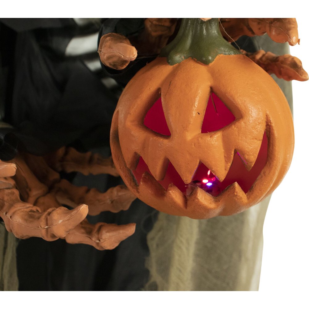 Halloween Life-Size Animatronic Pumpkin Man