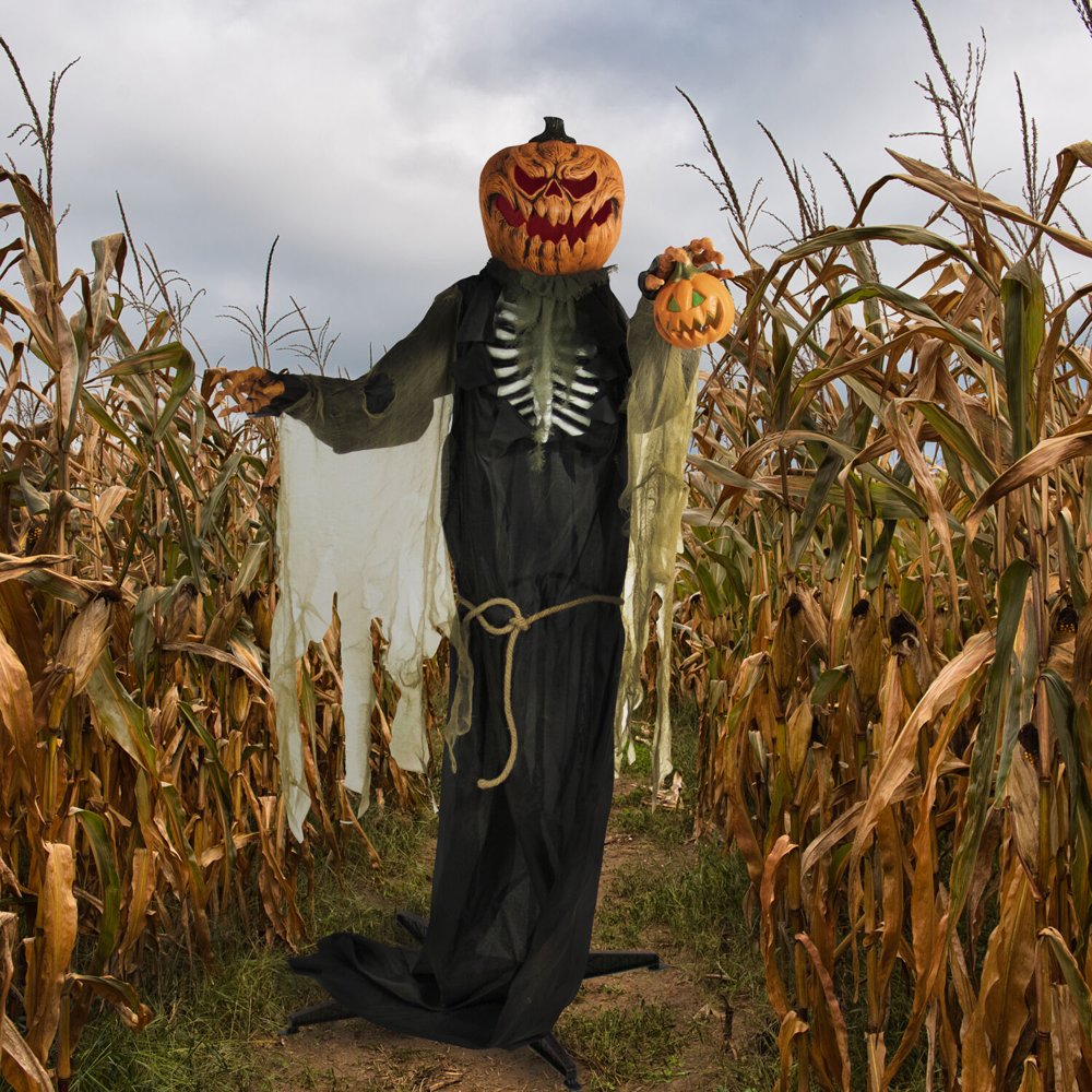 Halloween Life-Size Animatronic Pumpkin Man