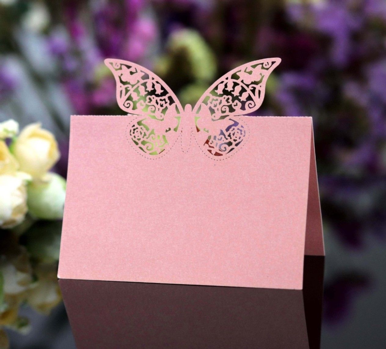 Wedding Invitations 50pcslot Laser Cut Butterfly Table Name Cards Place Cards Guest Names Mark Party Decoration Favors ZZ