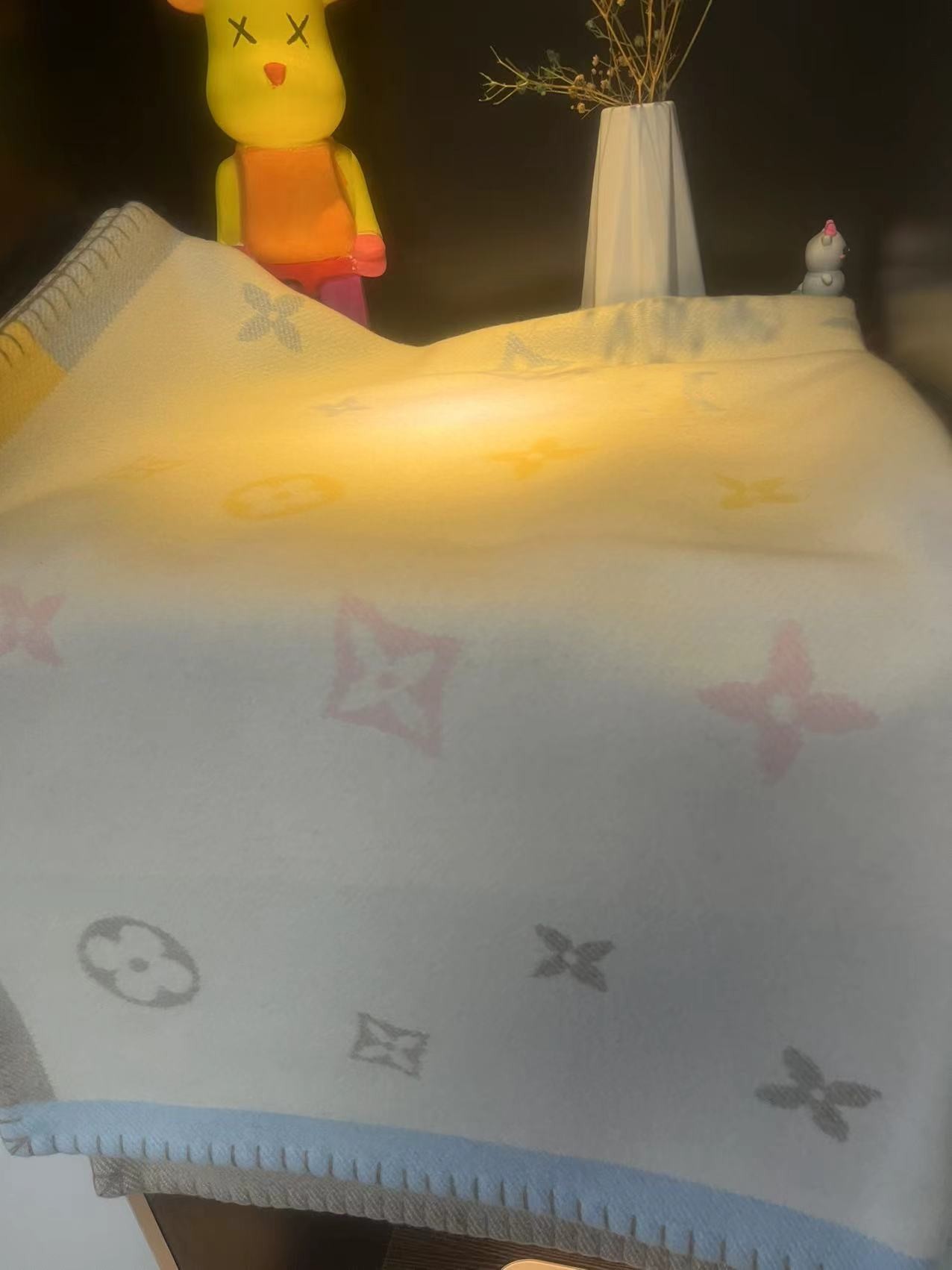 TOP QUAILTY Gilrs Boys KIDS H WOOL Cashmere L Blanket Chrismas Gift Have Tag And Dust Bag TOP VERY Thick Home Sofa Good Quailty TOP Selling 135*100cm 