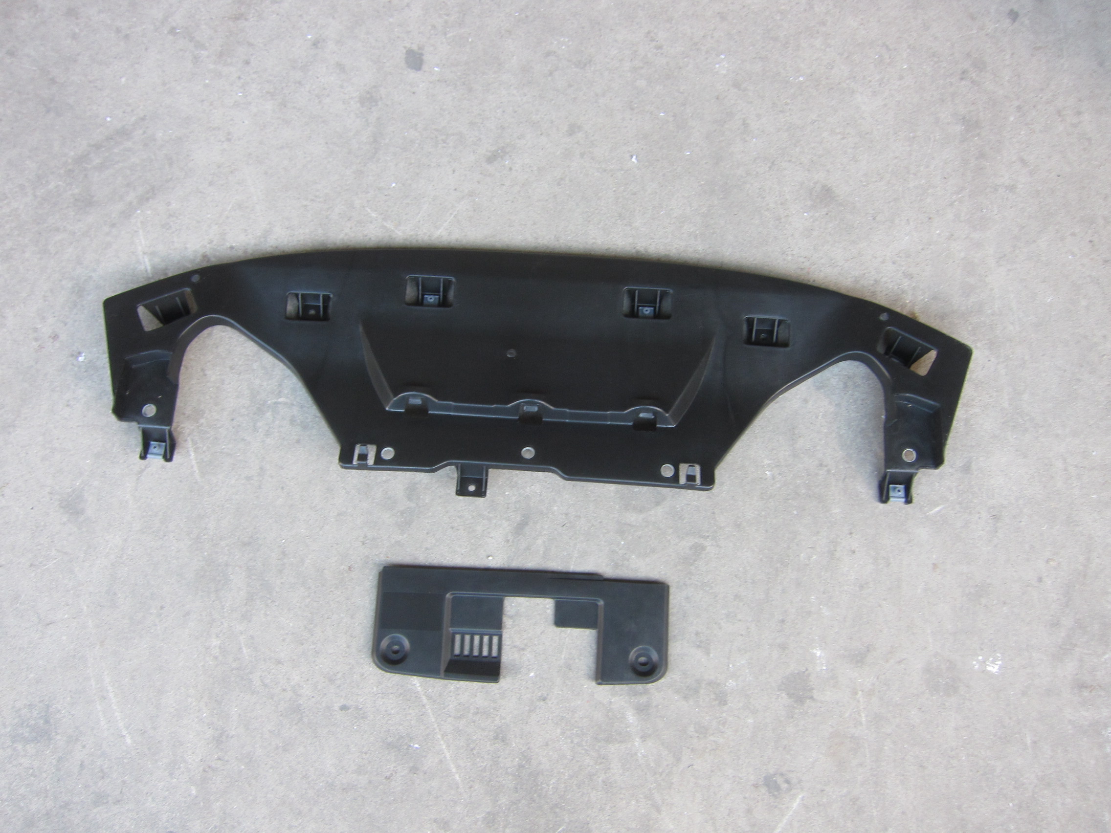 radiator grille bracket upper trim panel seal-shroud board for MAZDA CX5 2013-2016 KR11-56-381F