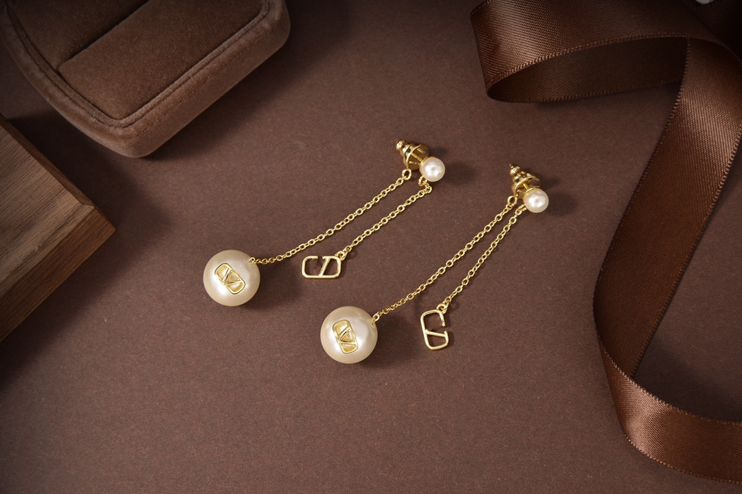 New Fashion Womens Big Circle Simple Stud Earrings Hoop Earrings for Woman Wholesale and retail
