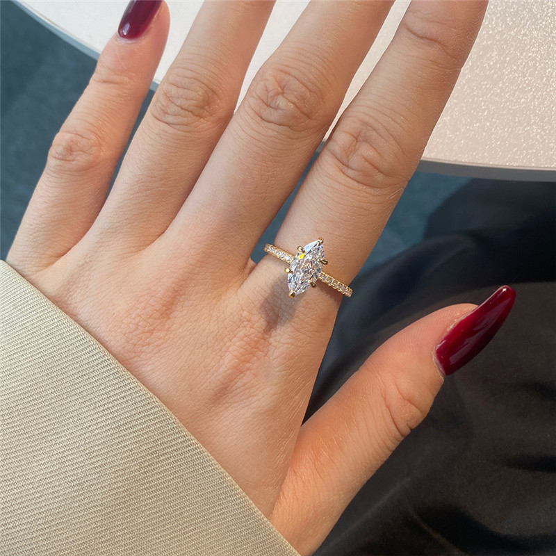 Fashionable wed designer ring for woman sterling sier dia round oval 5A zirconia love eternity promise wedding engagement rings gift box