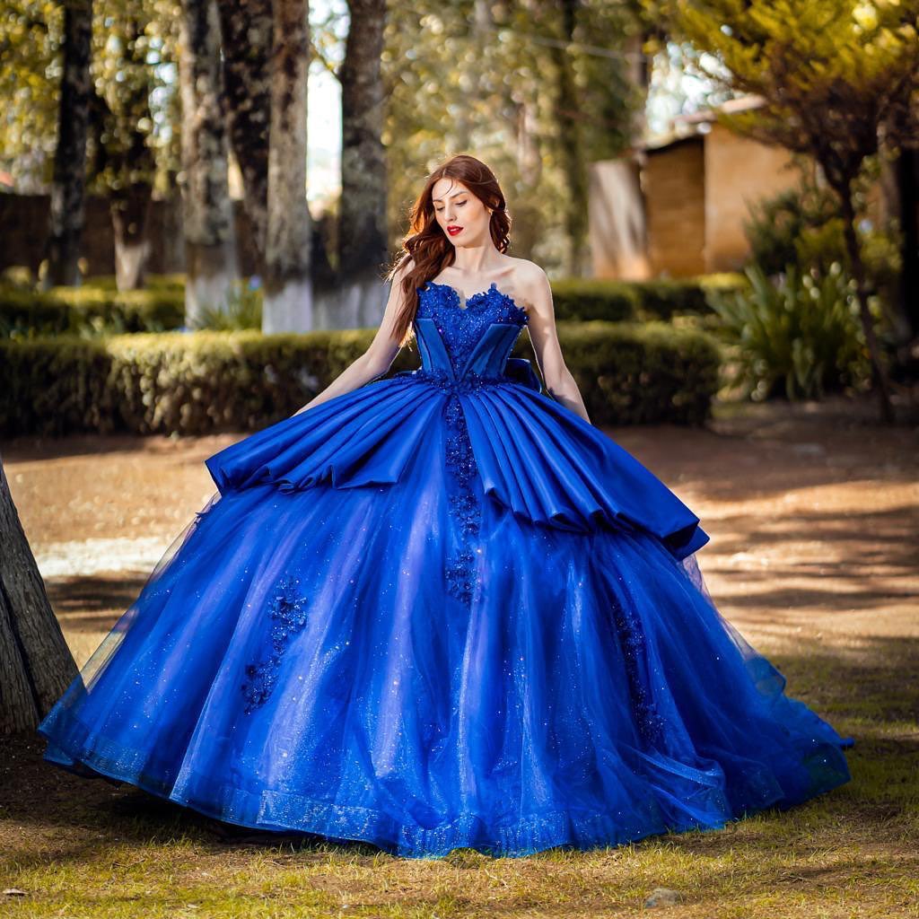 Royal Blue Princess Quinceanera Dresses Sweetheart Neck Bow Back Corset Ball Gown Long Train Sweet 16 Dress Lace Appliques Satin And Organza Special O