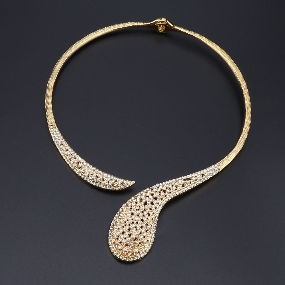Charm Bracelets Gold Color Jewelry Set Water Drop Pendant Dubai Costume Jewelry African Simple Elegant Necklace Earring Bracelet Ring Set 230901