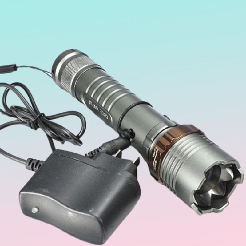 UltraFire 2000 lumens T6 LED Zoomable Zoom Flashlight Torch ACCar Charger