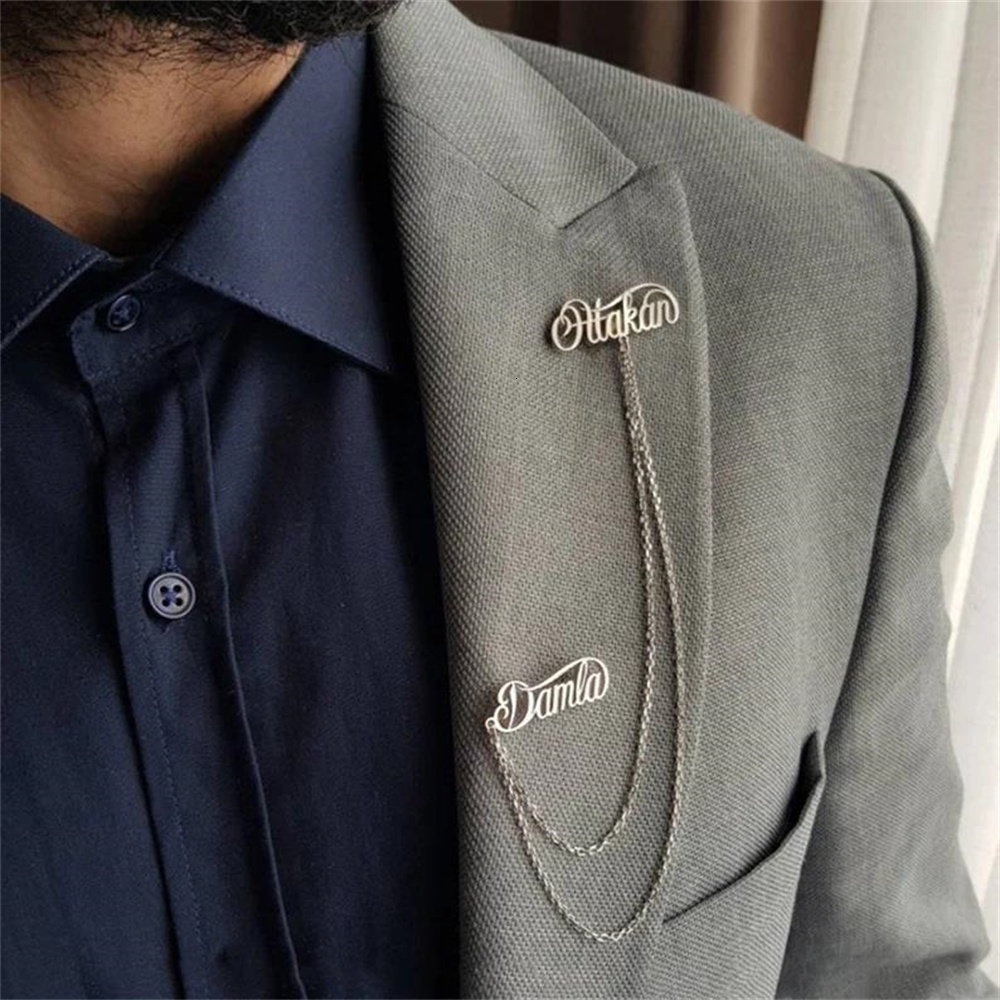 Jewelry Pouches Bags Bros nama rantai personalisasi Pin kerah lencana baja tahan karat nama khusus hadiah pernikahan setelan lencana kerah pernikahan 