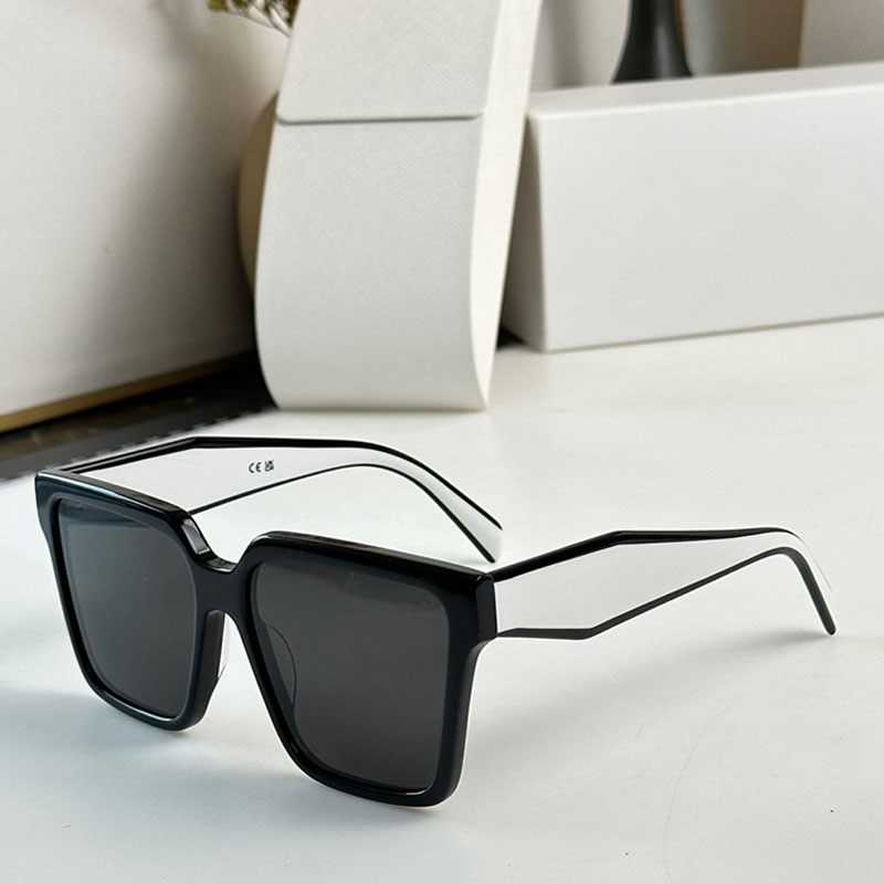 Square Sunglasses W… - image